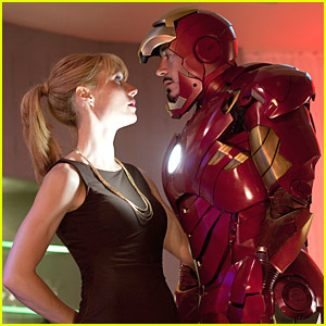 Gwyneth Paltrow in Fluid Gold - Iron Man 2
